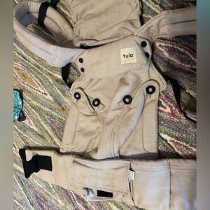 Tula Explore in sand